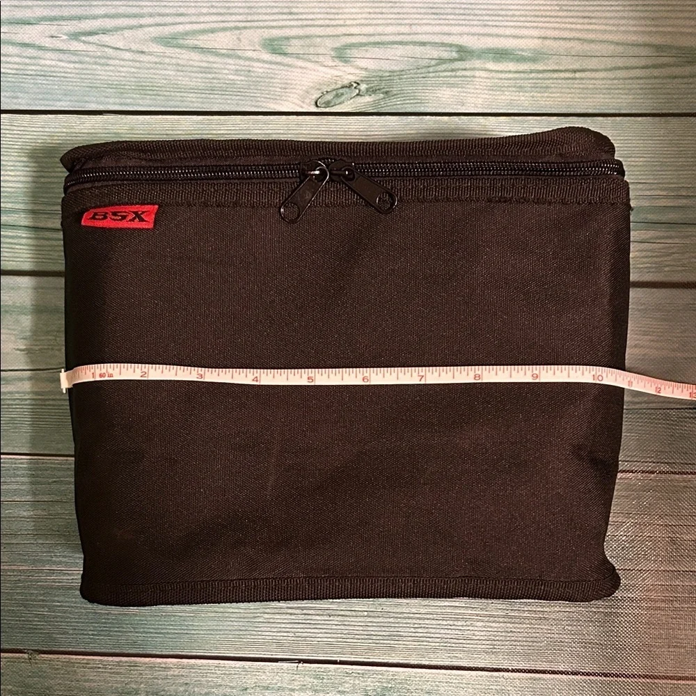 N/A compact black